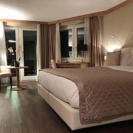 Отель Albatros 4*