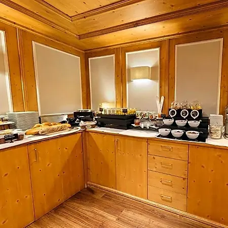 Boutique Albatros 4*